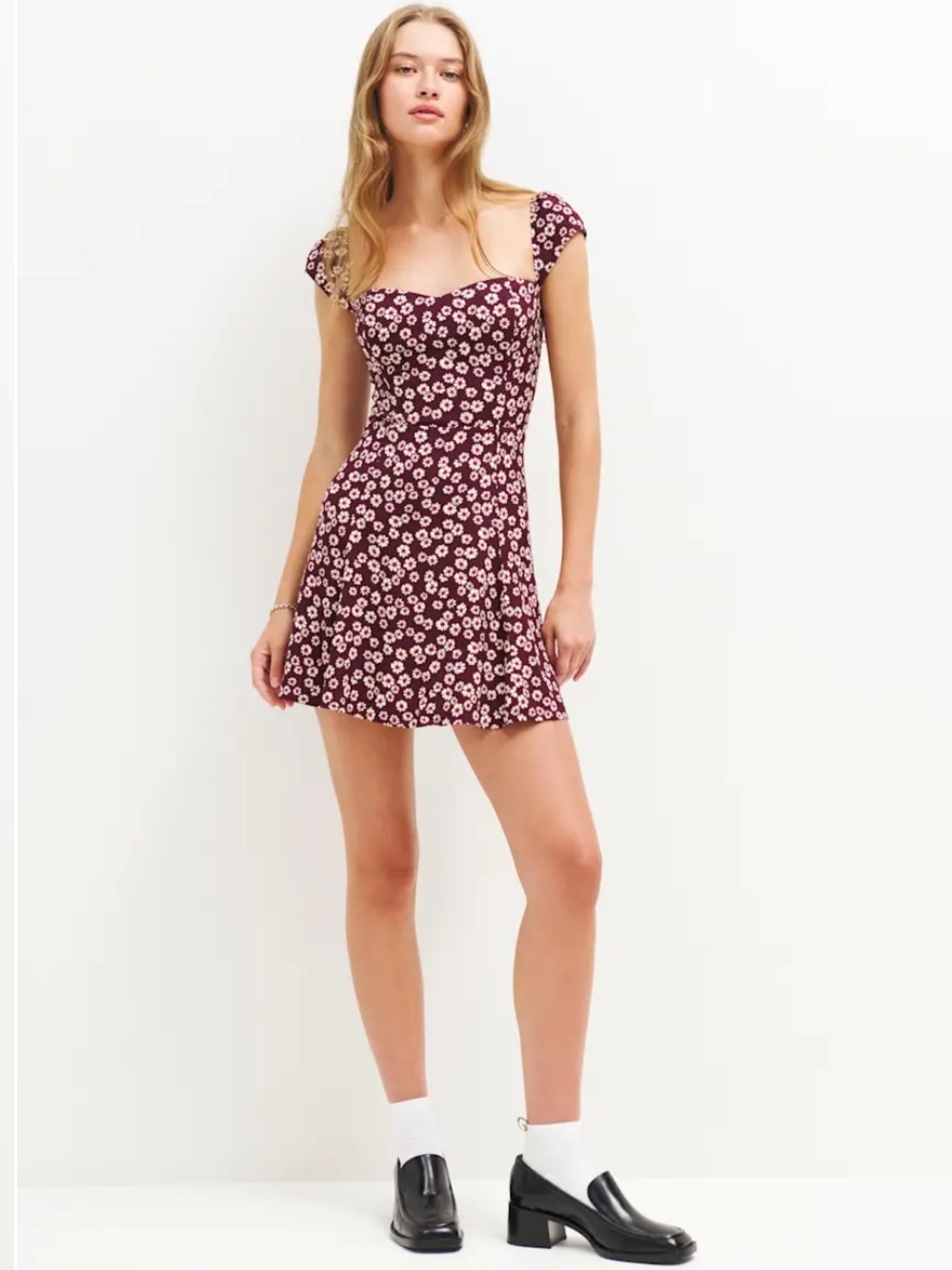 Reformation Tanis Mini Dress in Geena Floral Print Burgundy and White Size 0